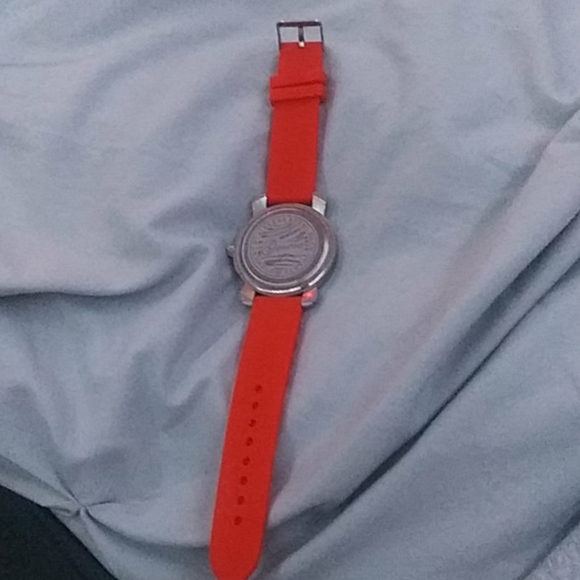 Watch - Picture 2 of 2